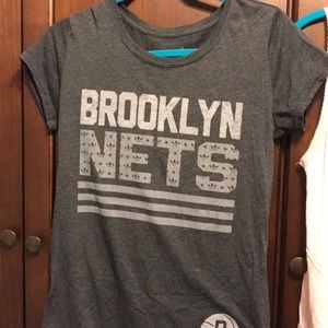 brooklyn nets basketball tee